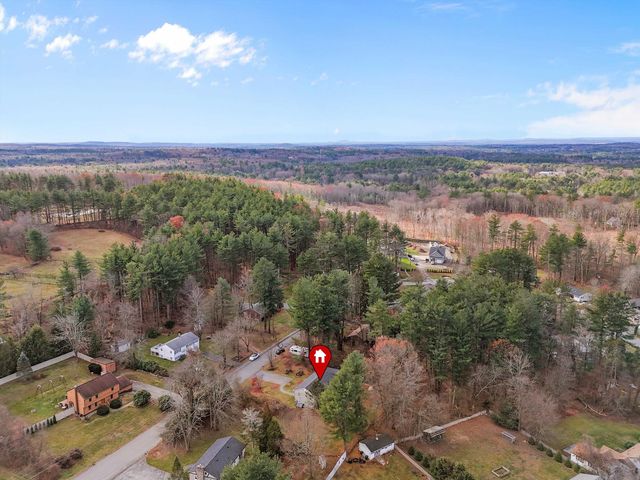 13 Craven Terrace, Derry, NH 03038