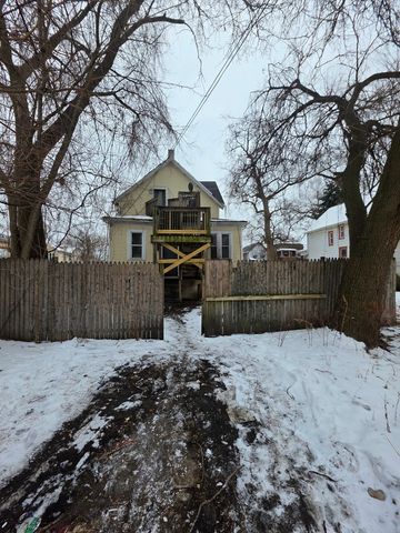 6342 S Parnell Avenue, Chicago, IL 60621