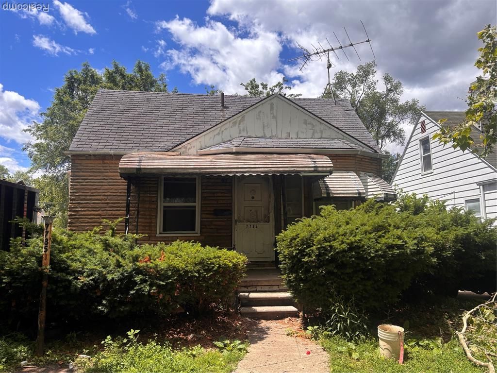 7785 Clayburn Street, Detroit, MI 48228