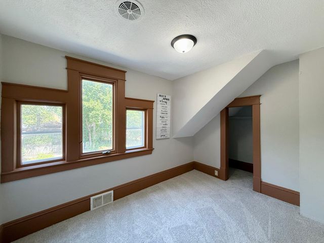 324 Topping Street, Saint Paul, MN 55117