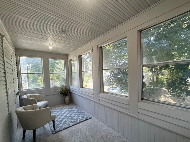 324 Topping Street, Saint Paul, MN 55117