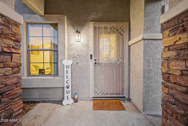 1821 E PATRICK Lane, Phoenix, AZ 85024