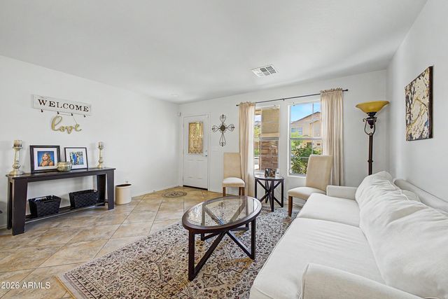 1821 E PATRICK Lane, Phoenix, AZ 85024