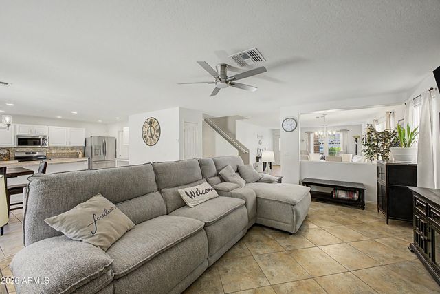 1821 E PATRICK Lane, Phoenix, AZ 85024