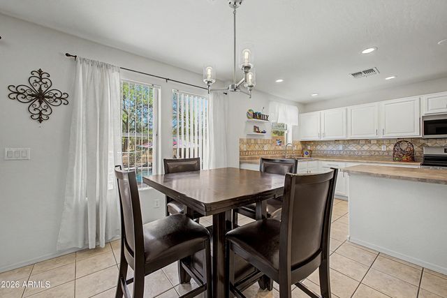 1821 E PATRICK Lane, Phoenix, AZ 85024