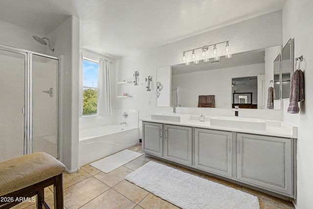 1821 E PATRICK Lane, Phoenix, AZ 85024