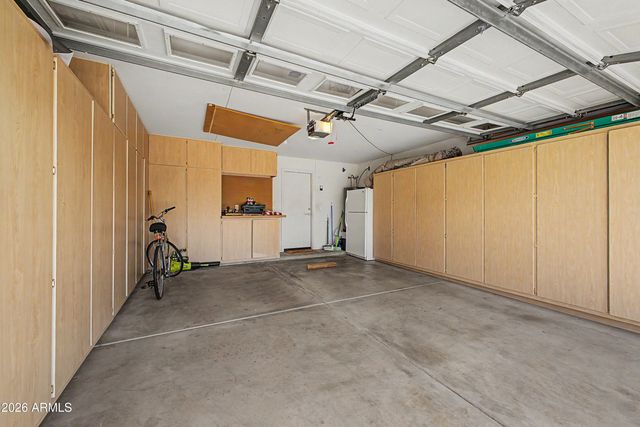 1821 E PATRICK Lane, Phoenix, AZ 85024