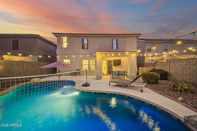 1821 E PATRICK Lane, Phoenix, AZ 85024