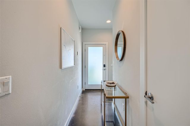 301 W Stassney LN 16, Austin, TX 78745