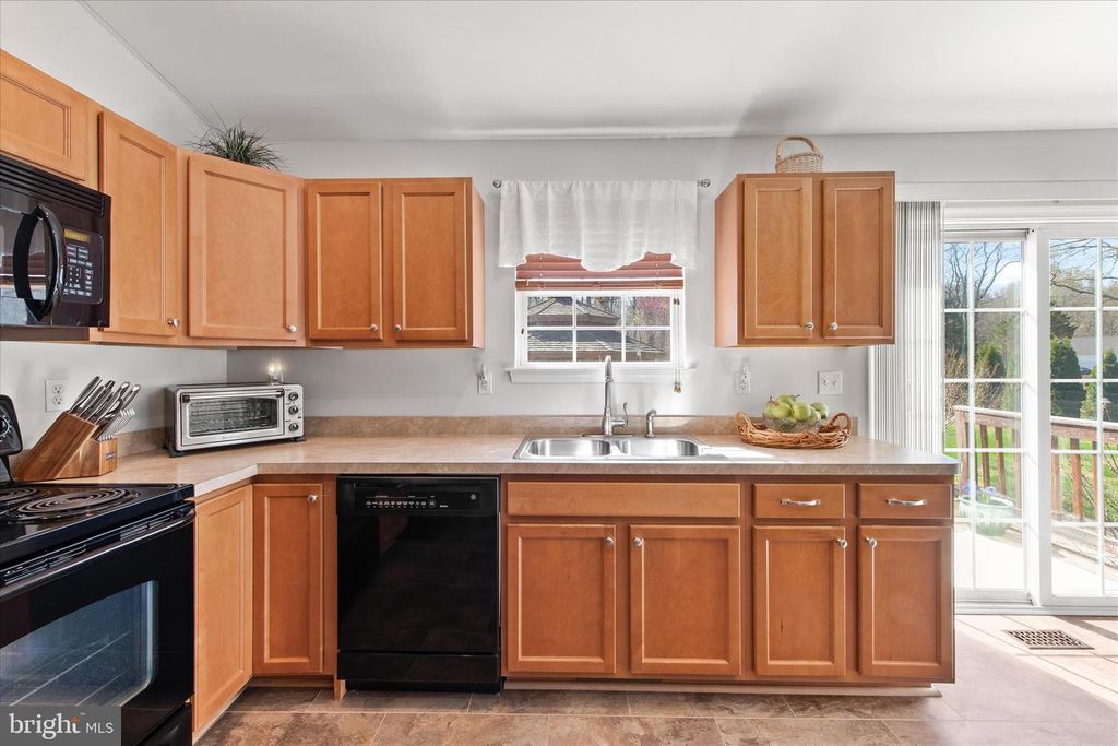 Image 13 of property listing at 2032 PONDTOWN RD, Chestertown, MD 21620