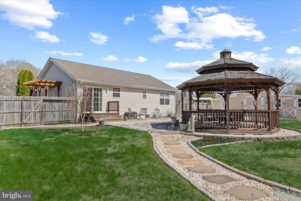 Image 24 of property listing at 2032 PONDTOWN RD, Chestertown, MD 21620