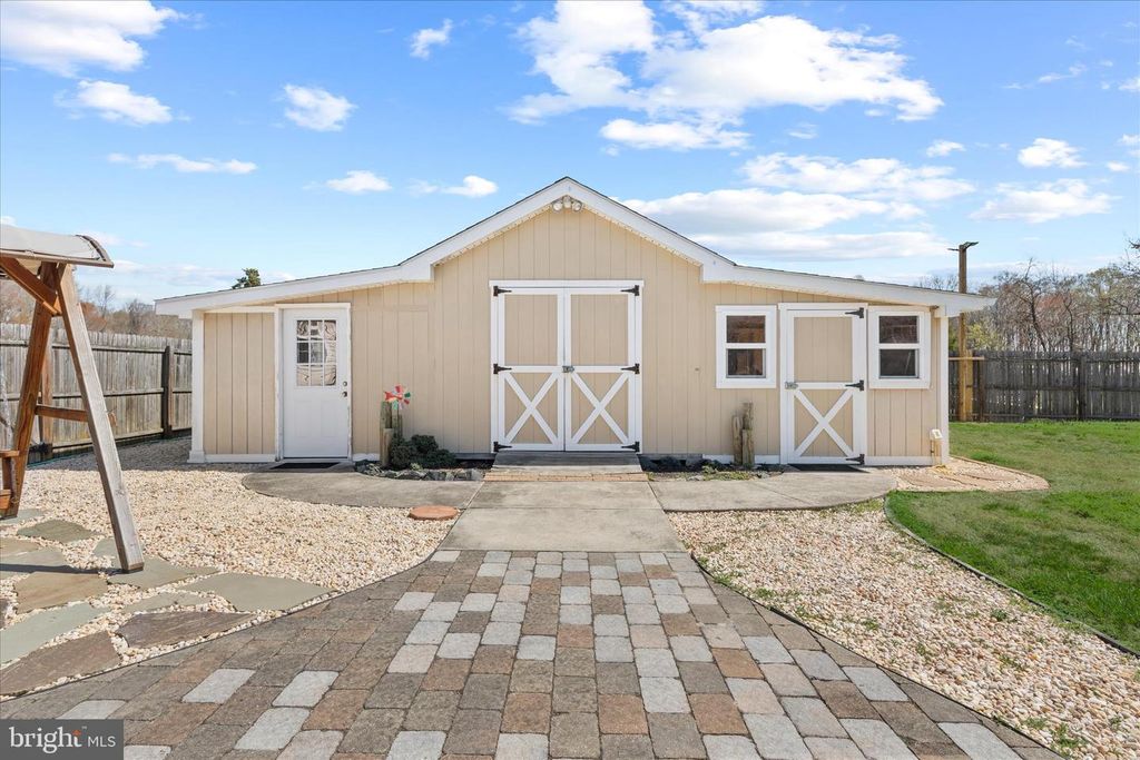 Image 28 of property listing at 2032 PONDTOWN RD, Chestertown, MD 21620