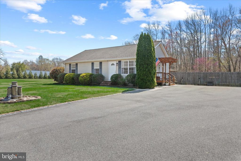Image 3 of property listing at 2032 PONDTOWN RD, Chestertown, MD 21620