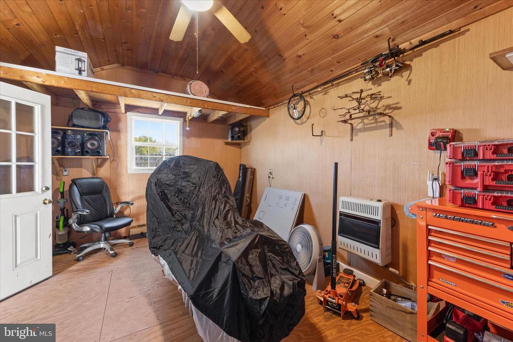 Image 30 of property listing at 2032 PONDTOWN RD, Chestertown, MD 21620