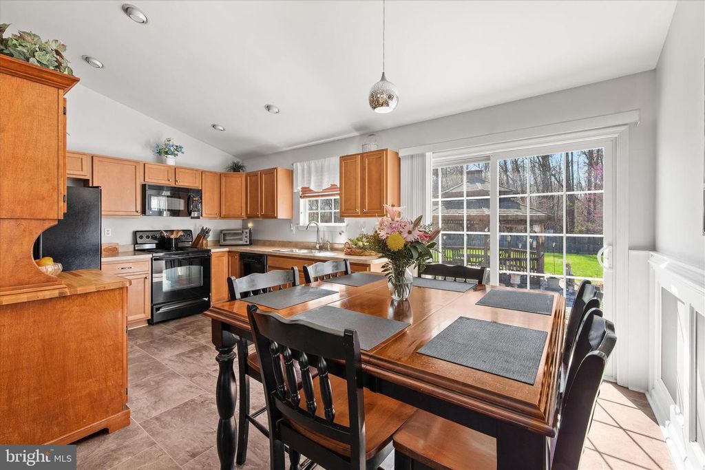 Image 8 of property listing at 2032 PONDTOWN RD, Chestertown, MD 21620