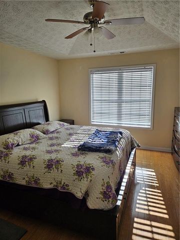 2315 Oakland Spring Drive, Snellville, GA 30039