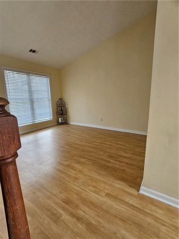 2315 Oakland Spring Drive, Snellville, GA 30039