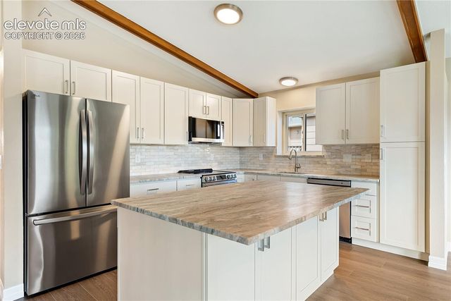 2318 Thornhill Drive, Colorado Springs, CO 80920