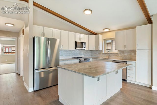 2318 Thornhill Drive, Colorado Springs, CO 80920