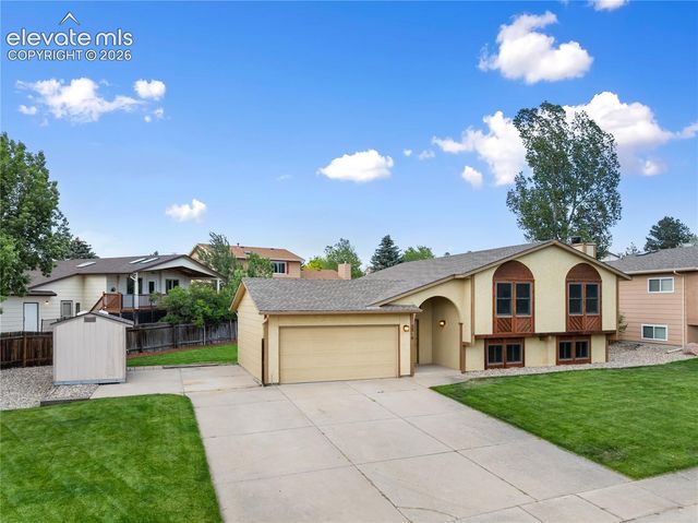 2318 Thornhill Drive, Colorado Springs, CO 80920