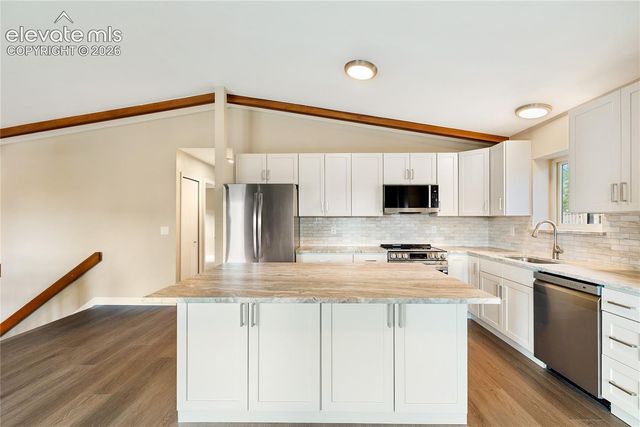 2318 Thornhill Drive, Colorado Springs, CO 80920