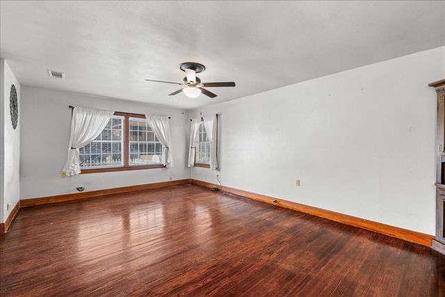 1107 Washington Street, Brenham, TX 77833