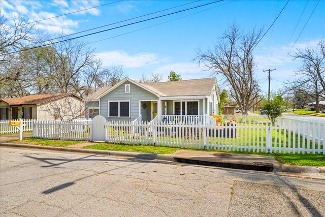 1107 Washington Street, Brenham, TX 77833