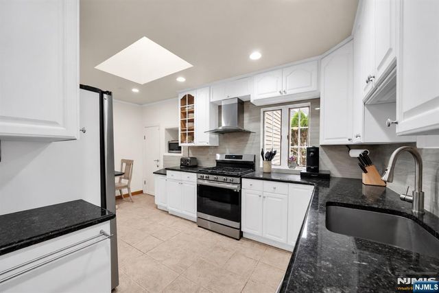 630 Fermery Drive, New Milford, NJ 07646