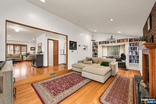 630 Fermery Drive, New Milford, NJ 07646
