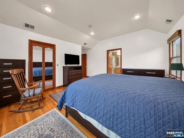 630 Fermery Drive, New Milford, NJ 07646