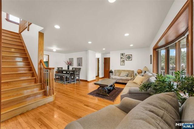 630 Fermery Drive, New Milford, NJ 07646