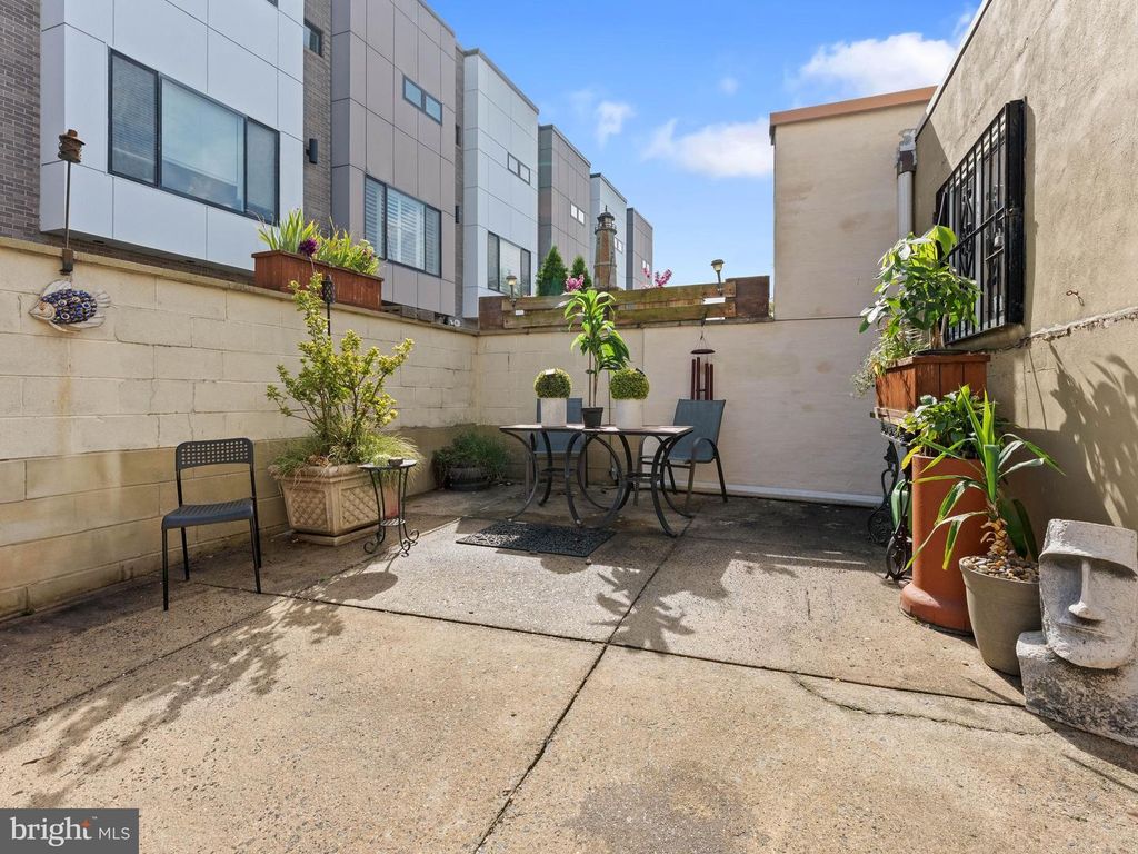 314 E WILDEY ST, PHILADELPHIA, PA 19125 — photo 4
