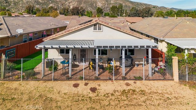 8731 Mann Lane, Hemet, CA 92545