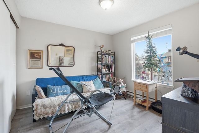 6015 E 6th Ave, Spokane Valley, WA 99212