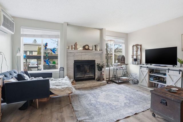 6015 E 6th Ave, Spokane Valley, WA 99212