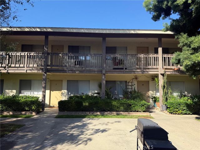 100 S Seranado, Orange, CA 92869