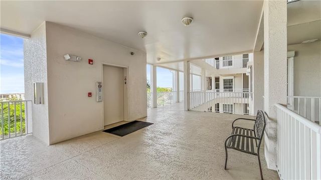 9121 S Southmont CV 304, Fort Myers, FL 33908