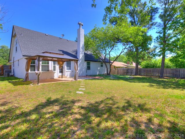 2509 W Broadway Street, Broken Arrow, OK 74012