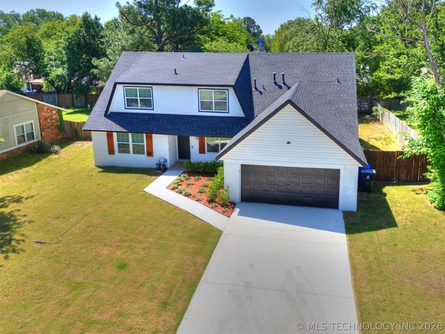 2509 W Broadway Street, Broken Arrow, OK 74012