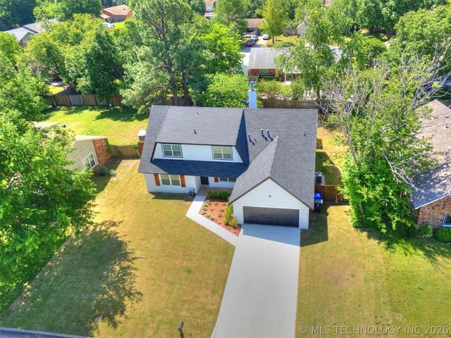 2509 W Broadway Street, Broken Arrow, OK 74012