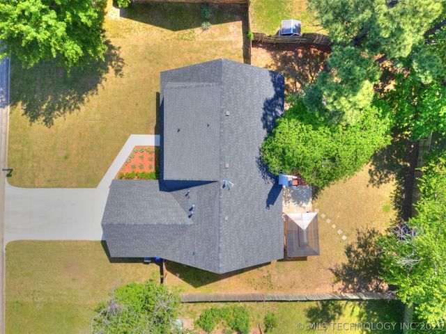 2509 W Broadway Street, Broken Arrow, OK 74012