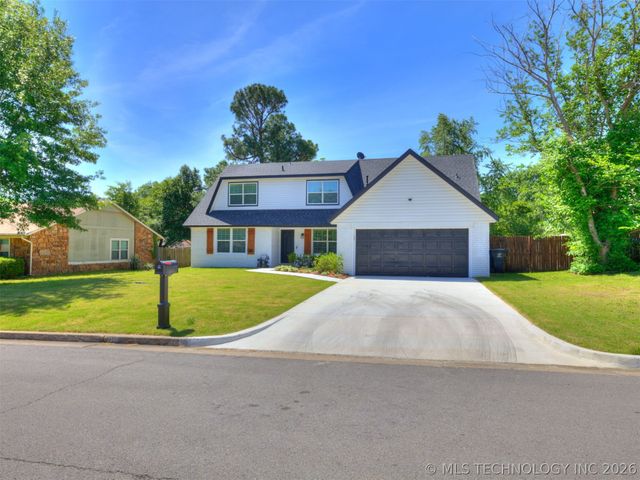 2509 W Broadway Street, Broken Arrow, OK 74012