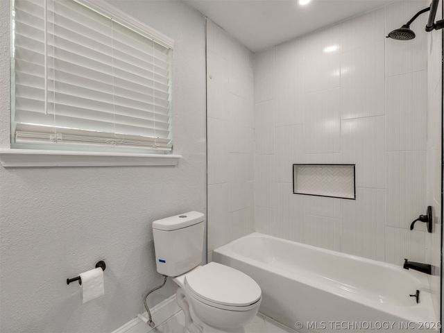 2509 W Broadway Street, Broken Arrow, OK 74012