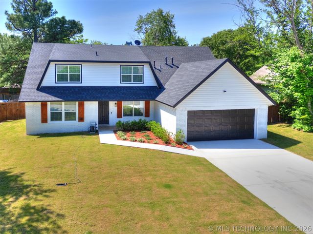 2509 W Broadway Street, Broken Arrow, OK 74012