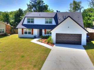 2509 W Broadway Street, Broken Arrow, OK 74012