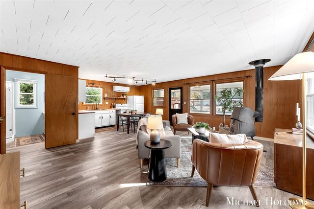 4279 Scenic Drive, Shelby, MI 49455