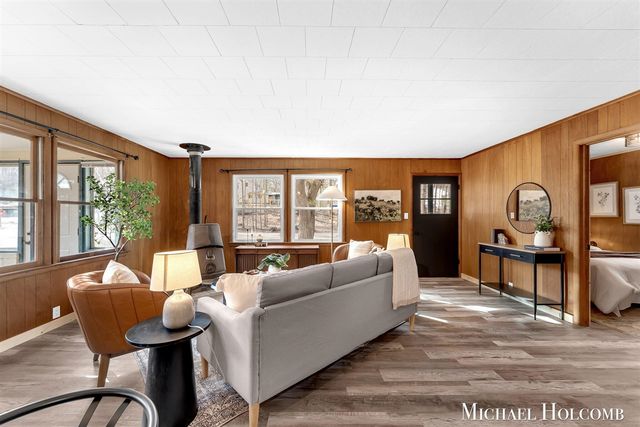 4279 Scenic Drive, Shelby, MI 49455