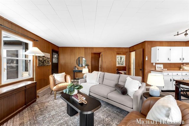 4279 Scenic Drive, Shelby, MI 49455