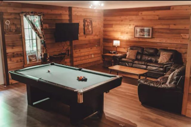 18435 Goat Run Honey Fork Road, Logan, OH 43138