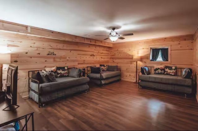 18435 Goat Run Honey Fork Road, Logan, OH 43138